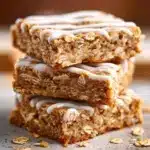 Cinnamon Roll Oatmeal Bars Recipe