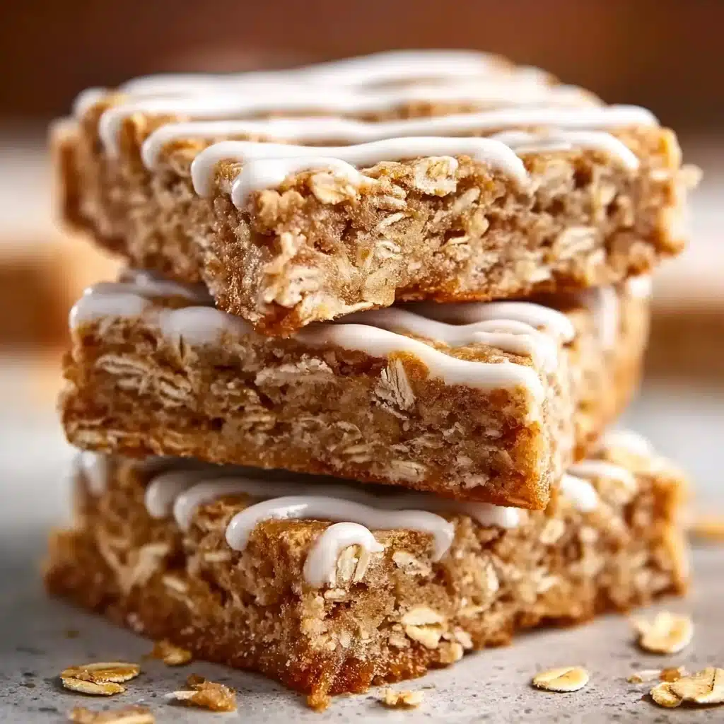 Cinnamon Roll Oatmeal Bars Recipe