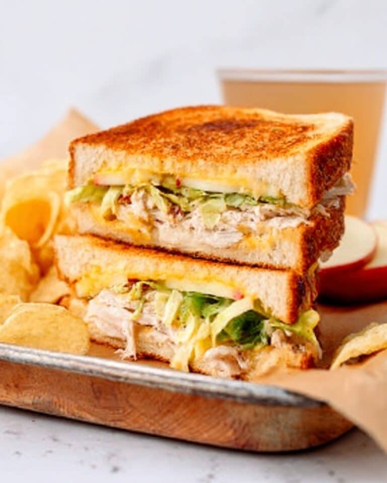 Apple, Cheddar, & Chicken Melts Recipe