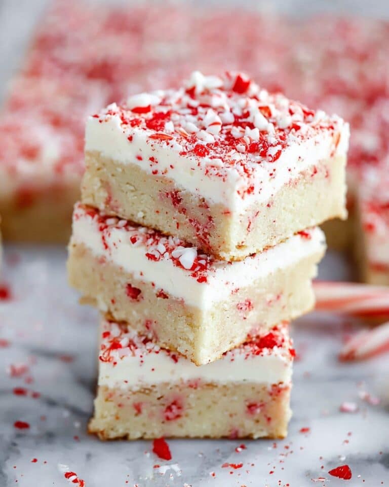 Peppermint Sugar Cookie Bars Recipe